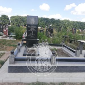 Одинарный гранитный памятник Бровары