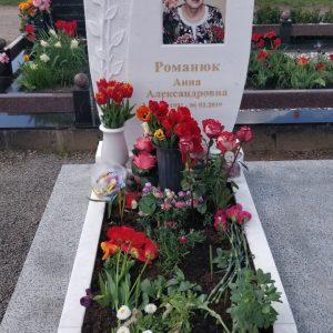 Одинарный мраморный памятник
