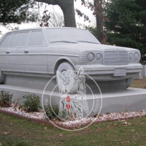 Памятник машина из гранита