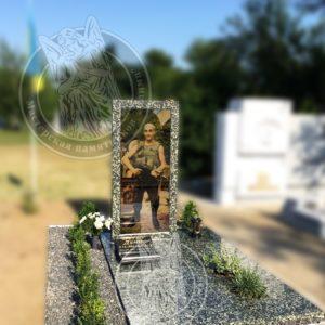 Гранитные и мраморные памятники, надгробия на могилу Херсон и Херсонская область доставка, купить, заказать, продажа.