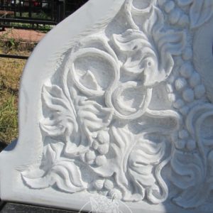 Виноград из мрамора